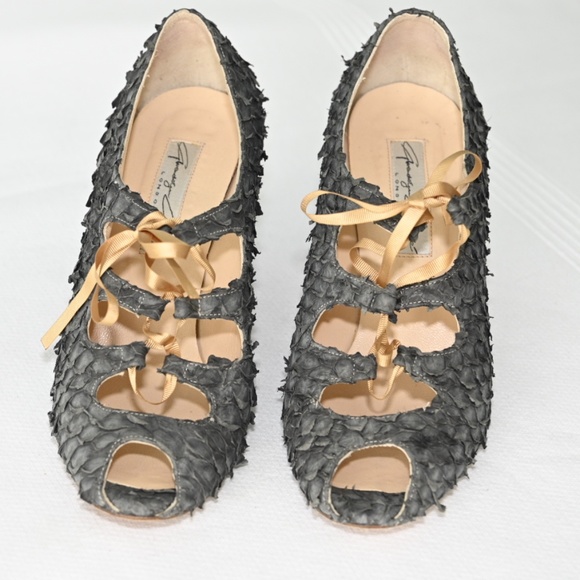 Gwendolyn Carrie Leather Lace Up Heels - Picture 2 of 13